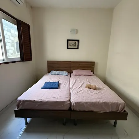 Modern Near Valletta & Airport Apartment Tal-Liedna